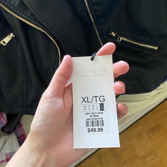 Leather jacket - Picture 2 of 4